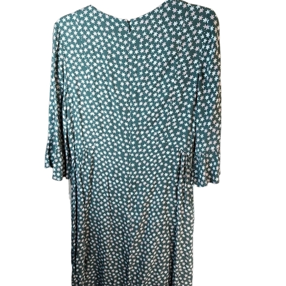 Boden size 6 sage green with white and light pink starfish/stars jersey dress - Picture 8 of 14